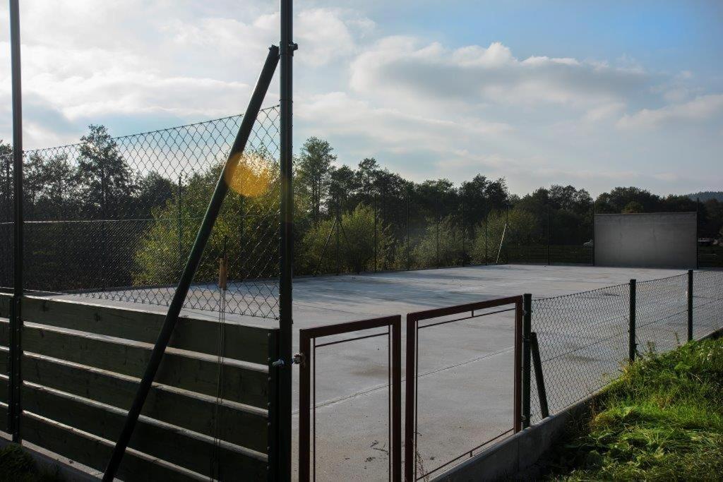 Hotel Zámek Libouň Louňovice pod Blaníkem Exterior foto